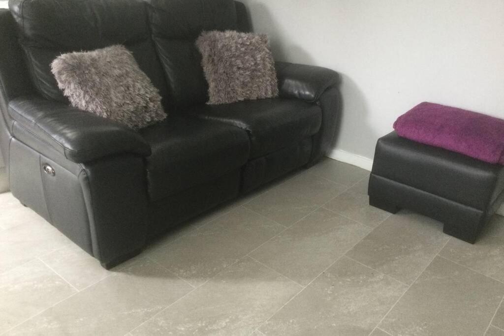 Leafy Lytham Central Lovely Ground Floor 1 Bedroom Apartment With Private Garden In Lytham Dog Friendly 리탬 세인트 앤스 외부 사진